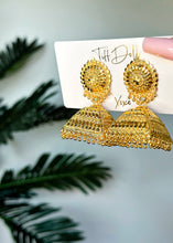 Load image into Gallery viewer, Nights in Bali Gold Earrings
