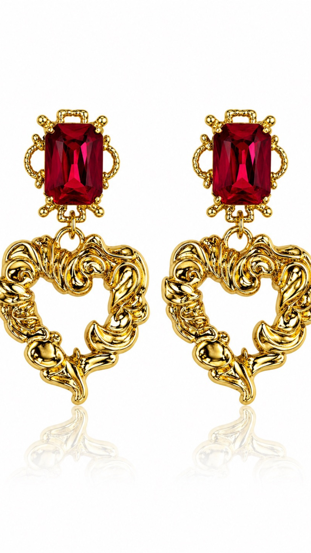 Delia Gold Stud Earrings