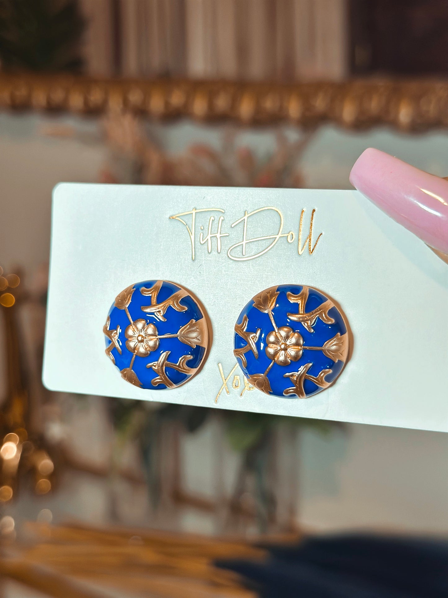 Miyoki Stud Earrings