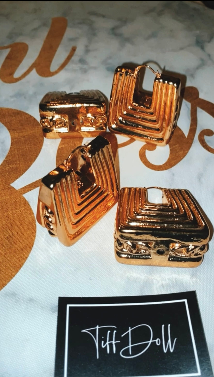 Femla Gold Earrings