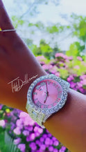 Video laden en afspelen in Gallery-weergave, Pink Sugar Icy Watch
