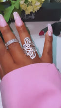 Загружайте и воспроизводите видео в средстве просмотра галереи Princess Stasha Cubic Zirconia Ring
