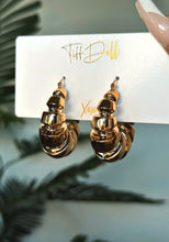 تحميل الصورة إلى عارض المعرض، Gia Gold Earrings
